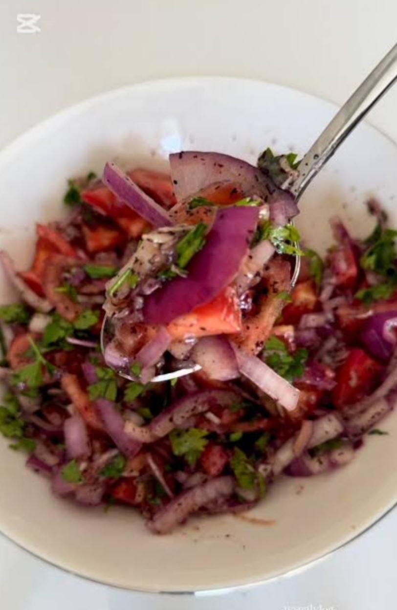 Salada de Cebola do Kebabeiro (Soğan Salatası) — 3
