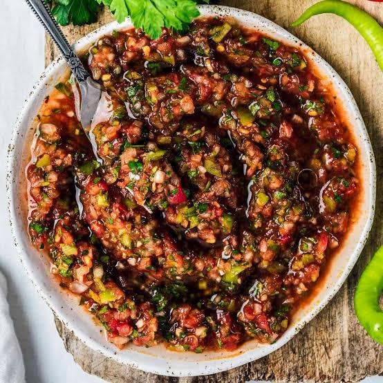 Ezme Acılı (Salada Picada Turca Apimentada)